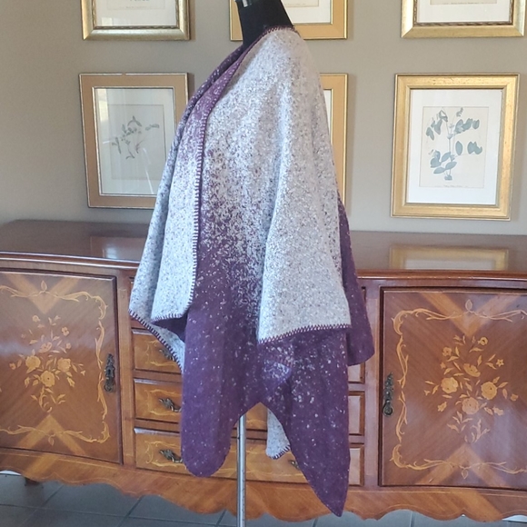 1123 Concierge Collection Wrap - Picture 3 of 7